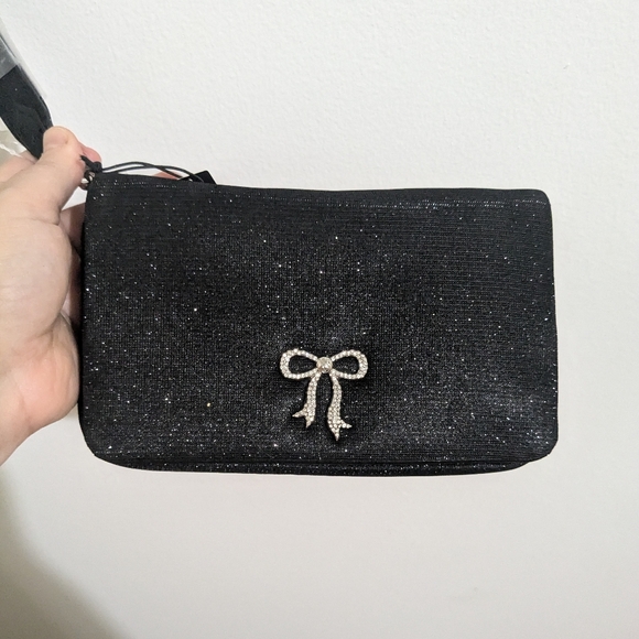 Victoria's Secret Phone Wristlet - Picture 3 of 5